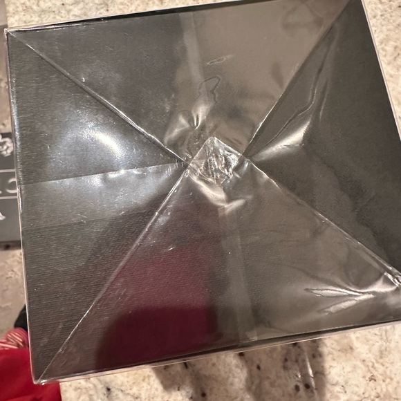 Kilian Black Phantom Eau de Parfum with refillableSkull Coffret 1.7 ounces 50mL - Picture 4 of 4